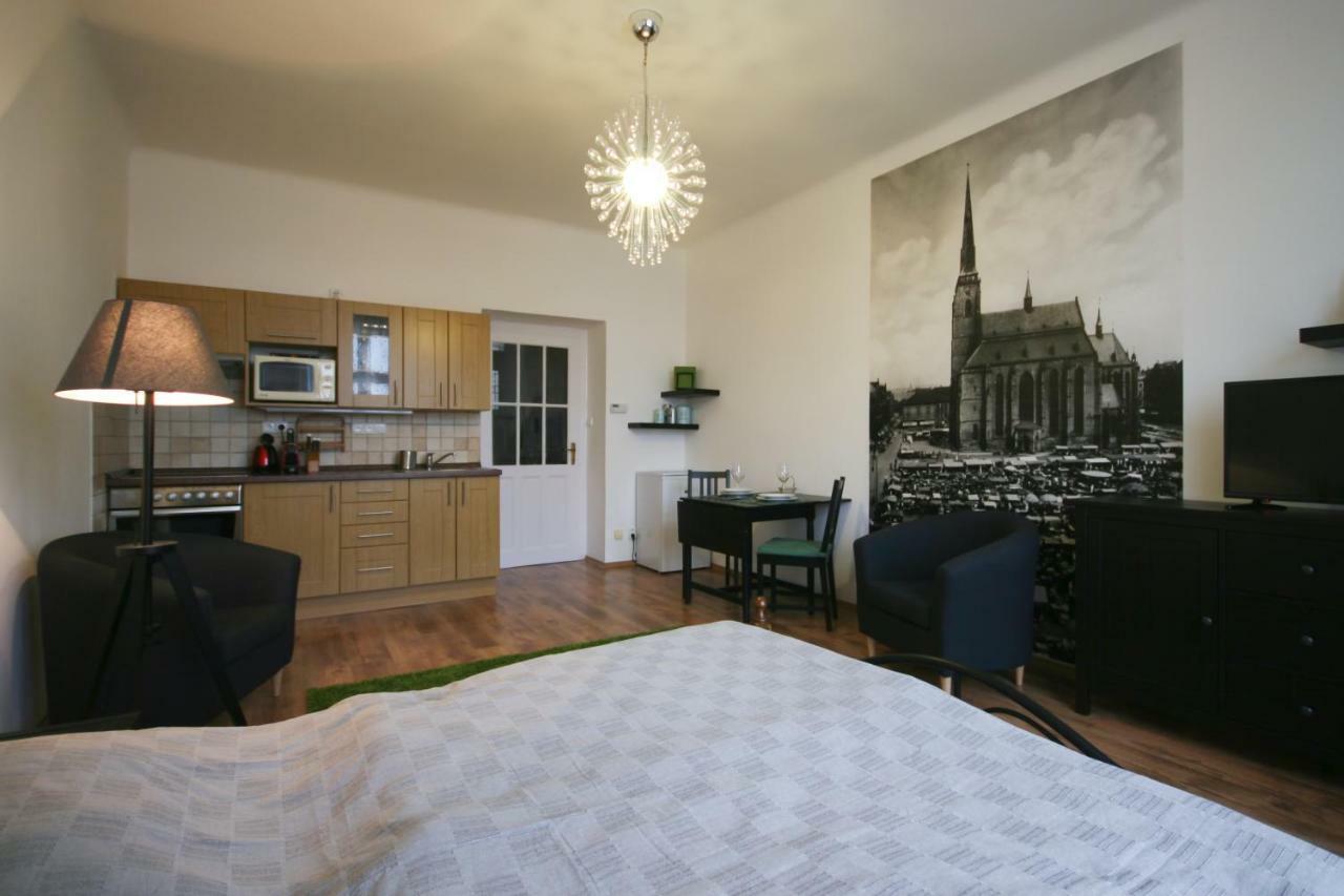 Apartmán Mrakodrap Plzeň Esterno foto