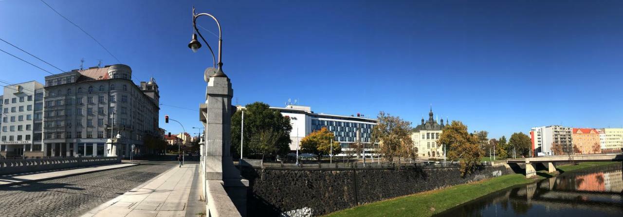 Apartmán Mrakodrap Plzeň Esterno foto